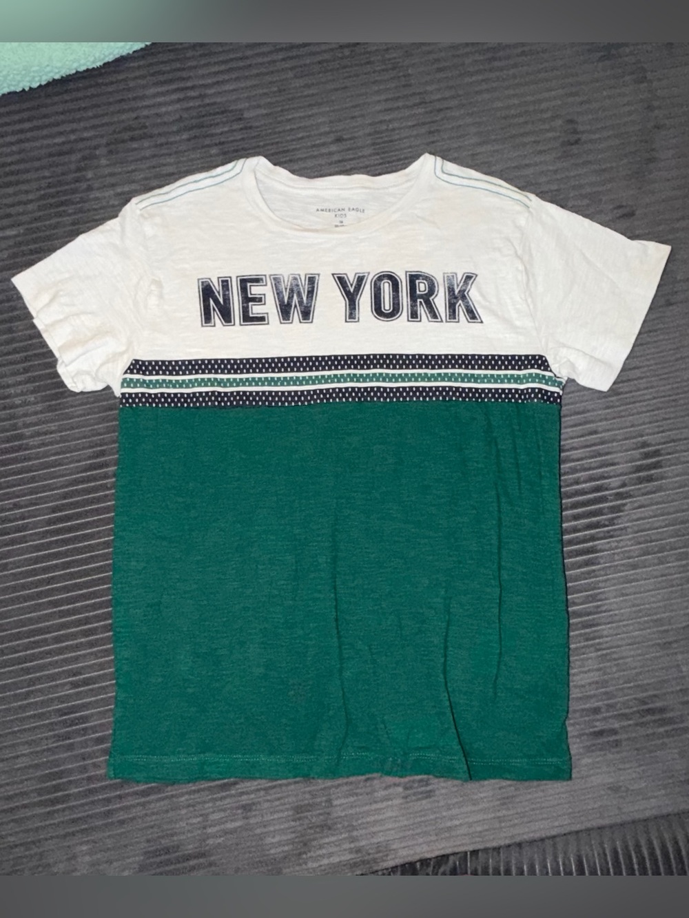 American Eagle Kids White & Green 'NEW YORK' Colorblock Tee Shirt